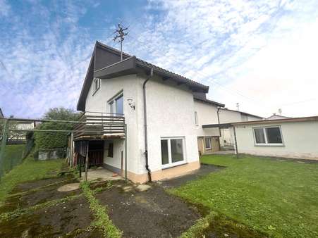 Rückseite - Einfamilienhaus in 72336 Balingen mit 141m² kaufen