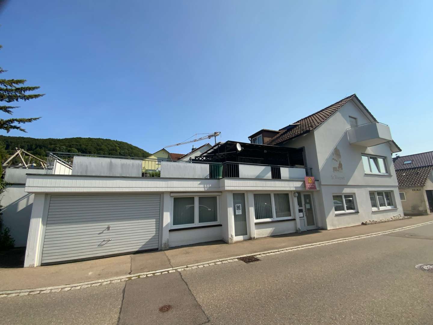 Strassenansicht - Einfamilienhaus in 72458 Albstadt mit 173m² kaufen