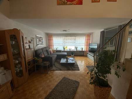 OG-Wohnung Wohnzimmer - Einfamilienhaus in 72458 Albstadt mit 173m² kaufen