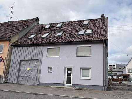 Außenansicht Außenansicht - Einfamilienhaus in 72461 Albstadt mit 103m² kaufen