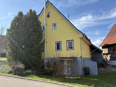 Außenansicht - Bauernhaus in 72348 Rosenfeld mit 110m² kaufen