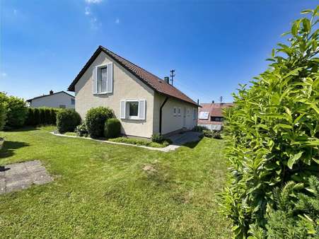 Außenansicht Außenansicht - Einfamilienhaus in 72461 Albstadt mit 115m² kaufen