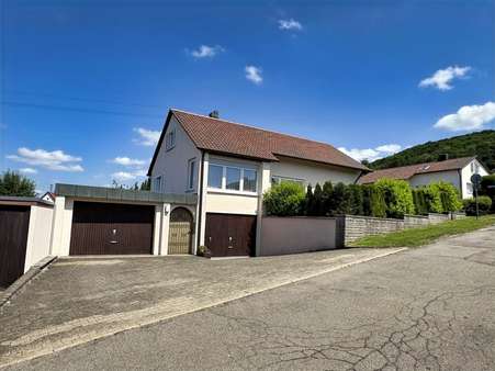 Außenansicht Außenansicht - Einfamilienhaus in 72461 Albstadt mit 115m² kaufen
