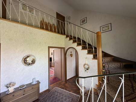 Treppenhaus Treppenhaus - Einfamilienhaus in 72461 Albstadt mit 115m² kaufen