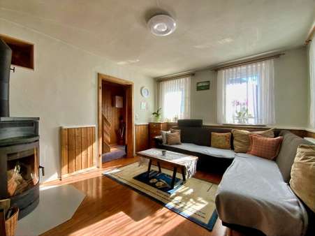 Wohnzimmer - Doppelhaushälfte in 72336 Balingen mit 70m² kaufen