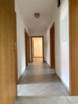 Flur - Etagenwohnung in 72336 Balingen mit 92m² kaufen