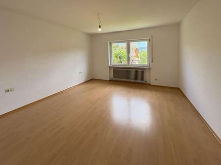 Kinderzimmer EG - Zweifamilienhaus in 72417 Jungingen mit 180m² kaufen