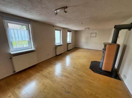 Wohn-Essbereich Wohn-Essbereich - Einfamilienhaus in 72461 Albstadt mit 98m² kaufen