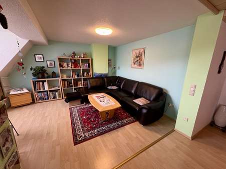 Ess-Wohnzimmer Wohnung DG - Zweifamilienhaus in 72379 Hechingen mit 230m² kaufen