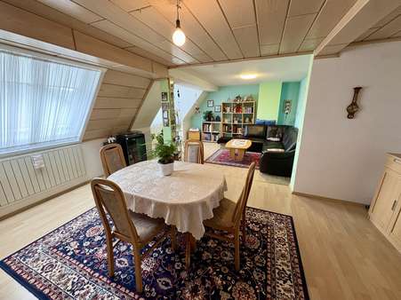 Ess-Wohnzimmer Wohnung DG - Zweifamilienhaus in 72379 Hechingen mit 230m² kaufen