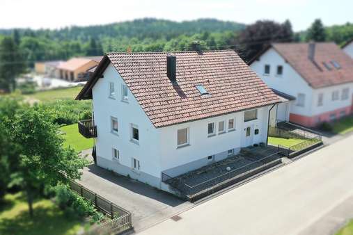 Außenansicht - Einfamilienhaus in 72469 Meßstetten mit 180m² kaufen
