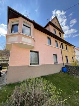 Vorderseite - Doppelhaushälfte in 72461 Albstadt mit 110m² kaufen