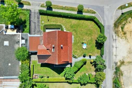 Vogelperspektive - Einfamilienhaus in 72406 Bisingen mit 169m² kaufen