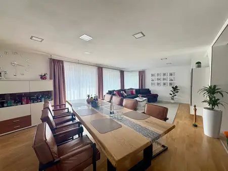 Diese stilvolle Wohnung wird Sie begeistern!
