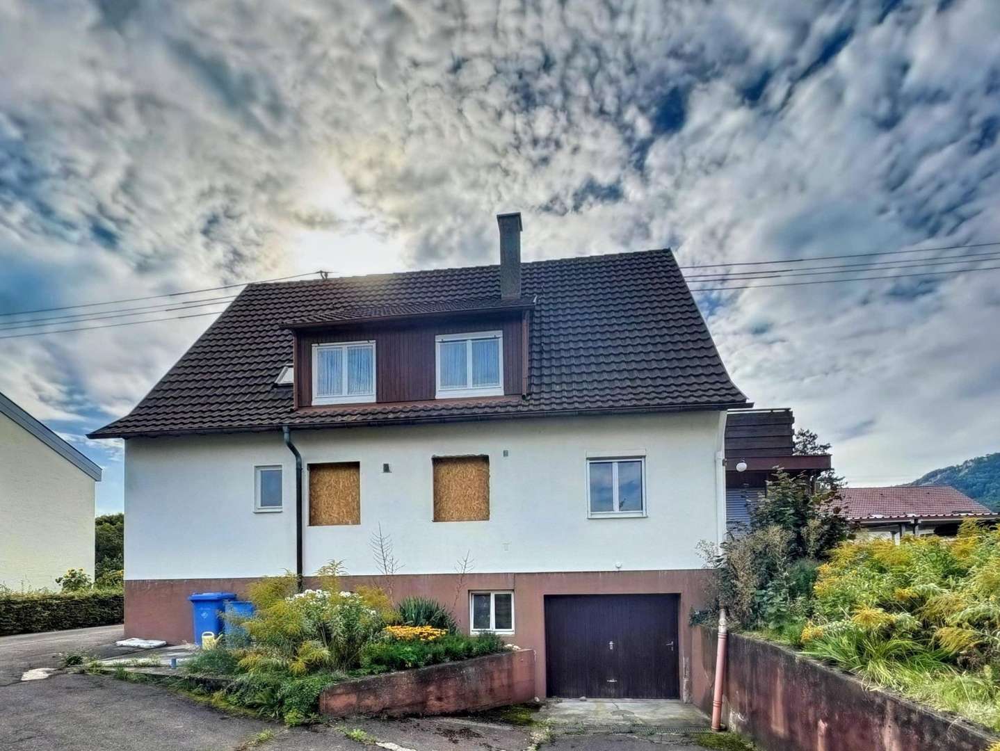 Außenansicht Außenansicht - Einfamilienhaus in 72336 Balingen mit 165m² kaufen