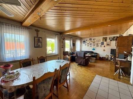 Wohn-/ Esszimmer - Etagenwohnung in 72336 Balingen mit 110m² kaufen