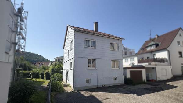 Außenansicht - Einfamilienhaus in 72461 Albstadt mit 115m² kaufen
