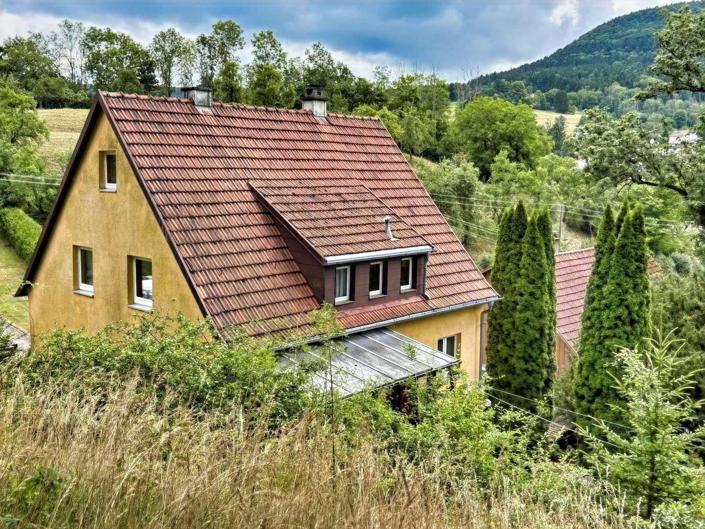 Außenansicht Außenansicht - Einfamilienhaus in 72336 Balingen mit 108m² kaufen