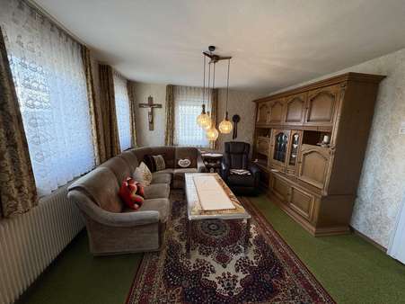 Wohnzimmer - Bauernhaus in 72351 Geislingen mit 109m² kaufen