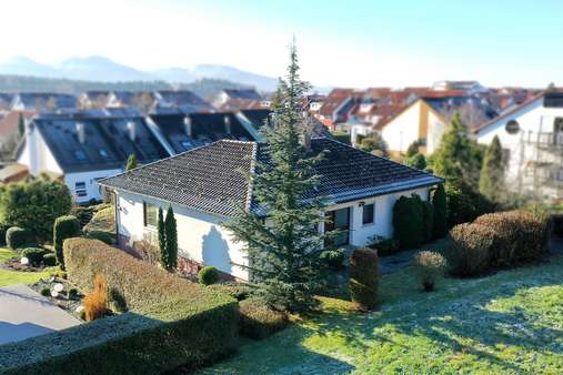 Außenansicht Außenansicht - Bungalow in 72336 Balingen mit 99m² kaufen