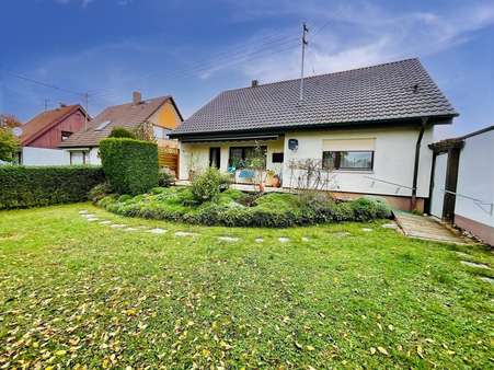 Gartenansicht - Einfamilienhaus in 72379 Hechingen mit 128m² kaufen