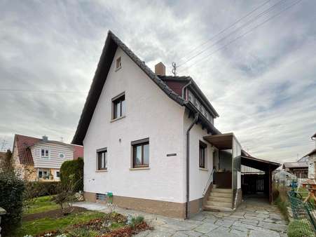 Außenansicht - Einfamilienhaus in 72336 Balingen mit 205m² kaufen