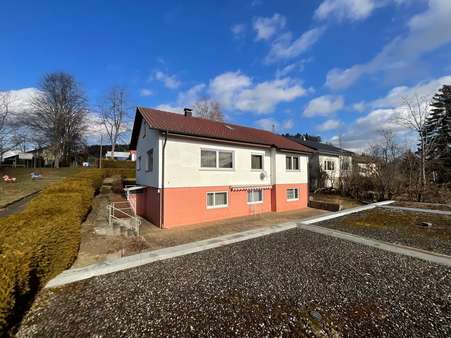 Außenansicht - Einfamilienhaus in 72461 Albstadt mit 250m² kaufen