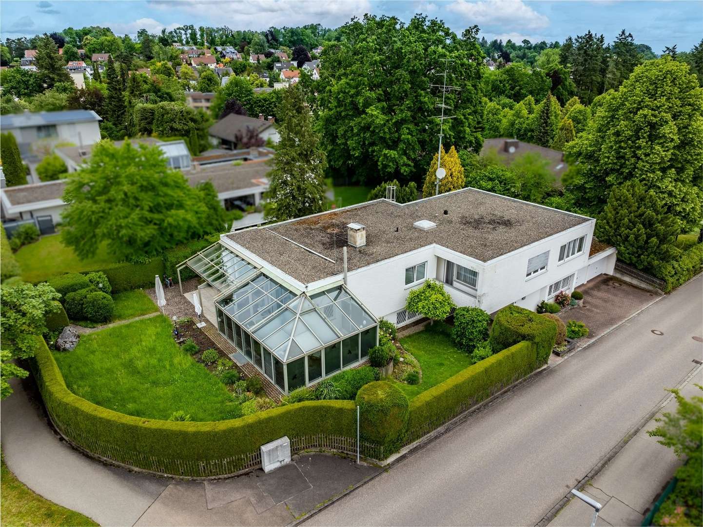 null - Einfamilienhaus in 88400 Biberach mit 351m² kaufen