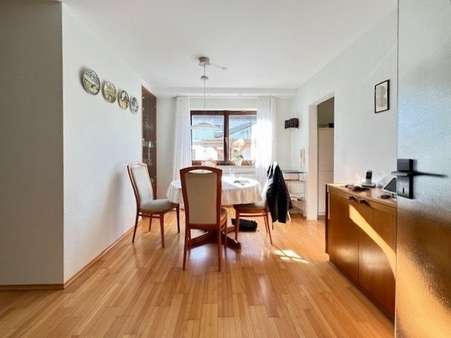 Essplatz Essplatz - Doppelhaushälfte in 88444 Ummendorf mit 131m² kaufen
