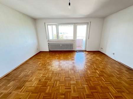 Wohnbereich - Etagenwohnung in 88400 Biberach mit 81m² kaufen