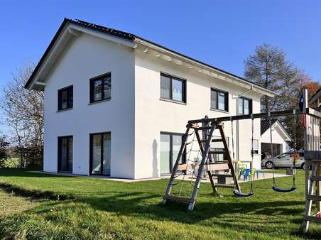 Südwestansicht - Einfamilienhaus in 88416 Ochsenhausen mit 207m² kaufen