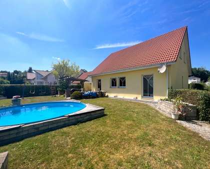 Ostansicht Ostansicht - Einfamilienhaus in 88484 Gutenzell-Hürbel mit 129m² kaufen