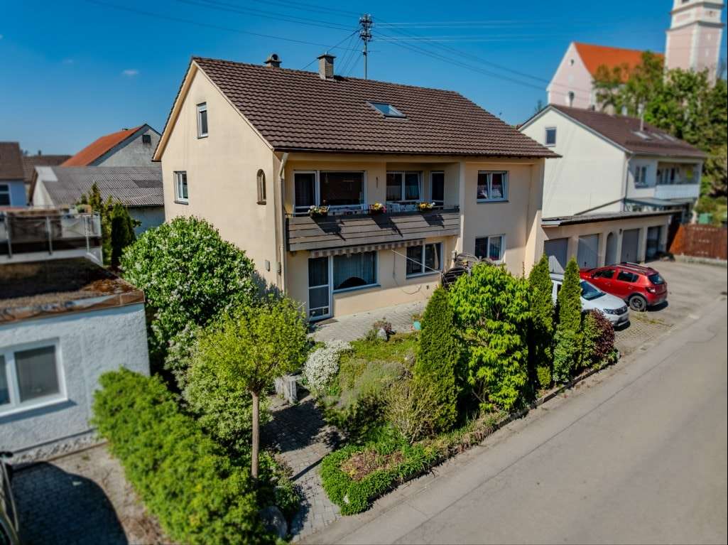 Südostansicht Südostansicht - Zweifamilienhaus in 87751 Heimertingen mit 212m² kaufen