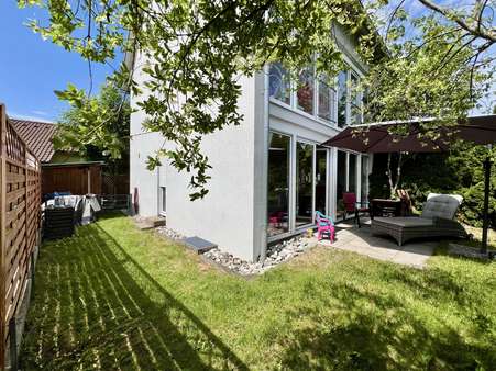 Gartenidylle - Doppelhaushälfte in 88471 Laupheim mit 125m² kaufen