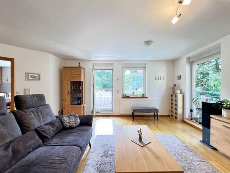 Etagenwohnung in 88447 Warthausen mit 80m² kaufen