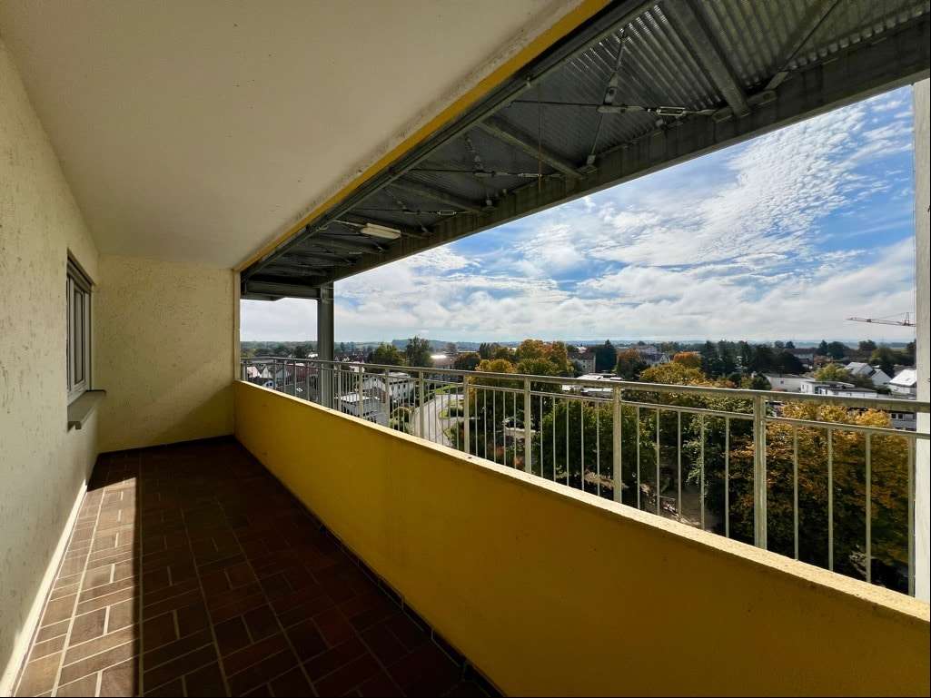 Südwest-Balkon Südwest-Balkon - Etagenwohnung in 88471 Laupheim mit 82m² kaufen