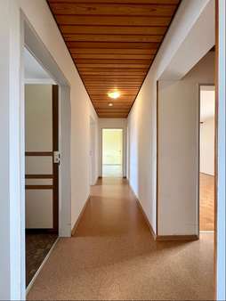 Flur Flur - Etagenwohnung in 88471 Laupheim mit 82m² kaufen