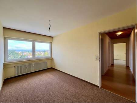 Kind 1 Kind 1 - Etagenwohnung in 88471 Laupheim mit 82m² kaufen