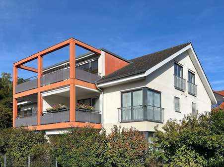 Seitenansicht - Dachgeschosswohnung in 88447 Warthausen mit 122m² kaufen