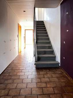 Eingangsbereich / Flur Eingangsbereich / Flur - Doppelhaushälfte in 88400 Biberach mit 101m² kaufen