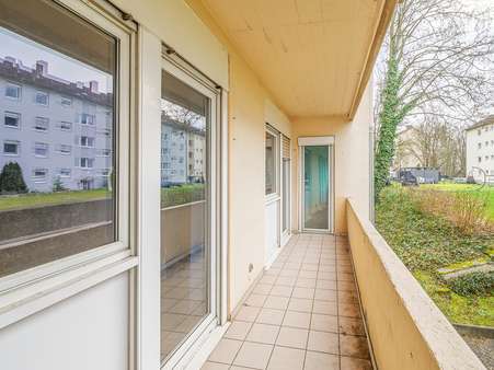große Loggia - Erdgeschosswohnung in 76227 Karlsruhe / Durlach-Aue mit 95m² kaufen