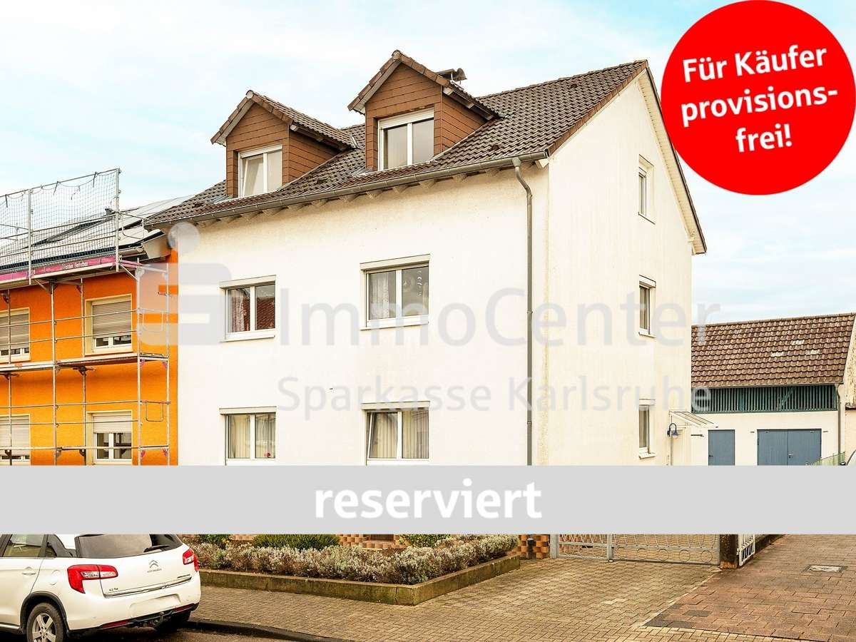 Ansicht  - Zweifamilienhaus in 76356 Weingarten mit 184m² kaufen