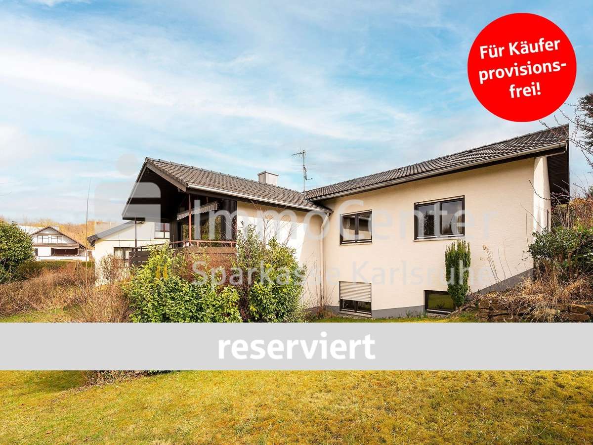 Außenansicht Außenansicht - Einfamilienhaus in 76228 Karlsruhe / Grünwettersbach mit 182m² kaufen