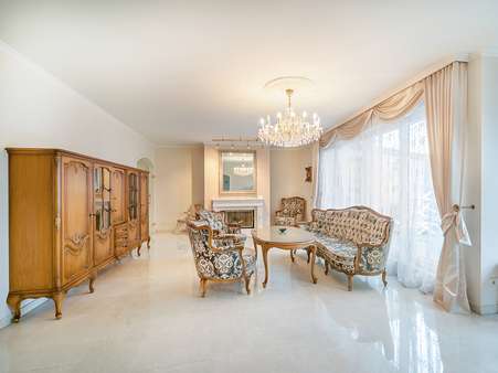 Wohnzimmer  - Penthouse-Wohnung in 76185 Karlsruhe-Weststadt mit 176m² kaufen