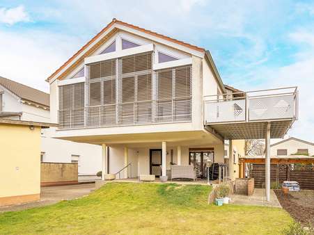 Gartenansicht - Maisonette-Wohnung in 68753 Waghäusel (Kirrlach) mit 140m² kaufen