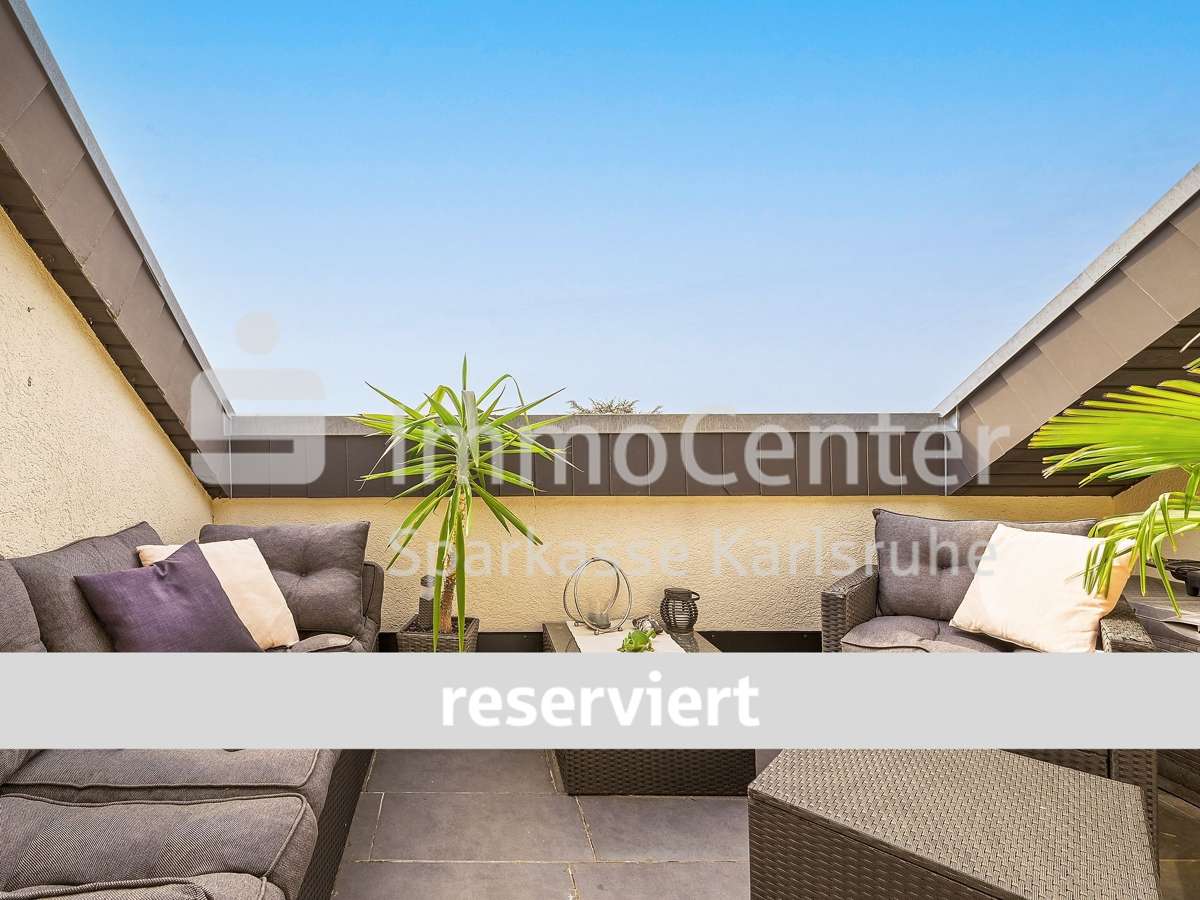 RESERVIERT RESERVIERT - Dachgeschosswohnung in 76185 Karlsruhe / Grünwinkel mit 84m² kaufen