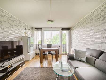 Wohnzimmer Ansicht 1 - Etagenwohnung in 76351 Linkenheim-Hochstetten mit 70m² kaufen