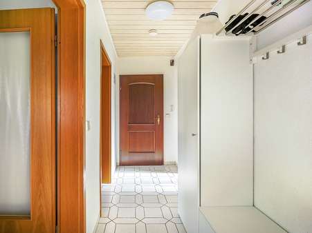 Diele - Etagenwohnung in 76275 Ettlingen mit 50m² kaufen