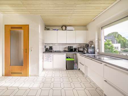 Küche mit WM-Anschluss - Etagenwohnung in 76275 Ettlingen mit 50m² kaufen