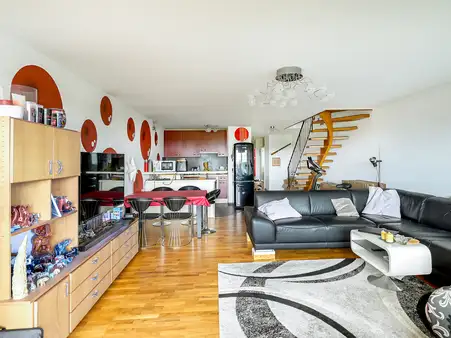 Gepflegte 4-Zimmer-Maisonette-Wohnung in begehrter Lage